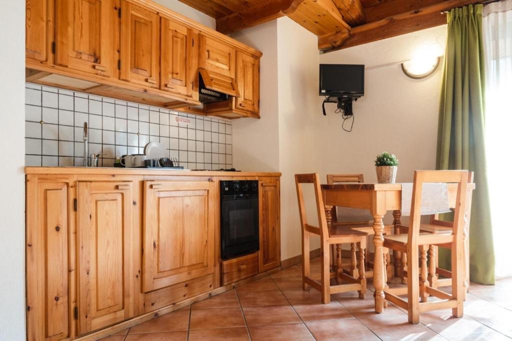 Residence Cascina Genzianella Oulx Exterior foto